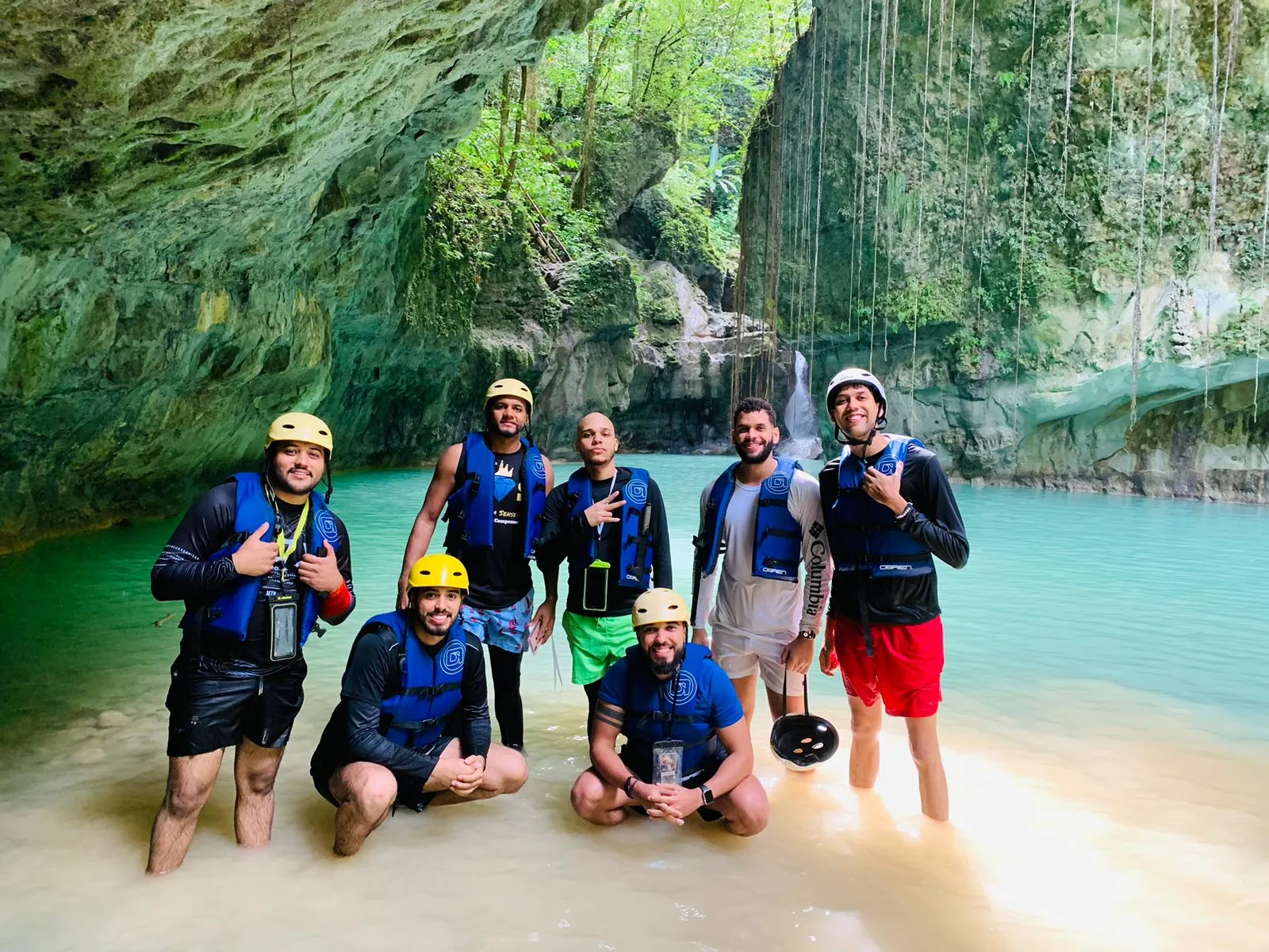 Canyoning in Cola de Pato, image 11 of 13