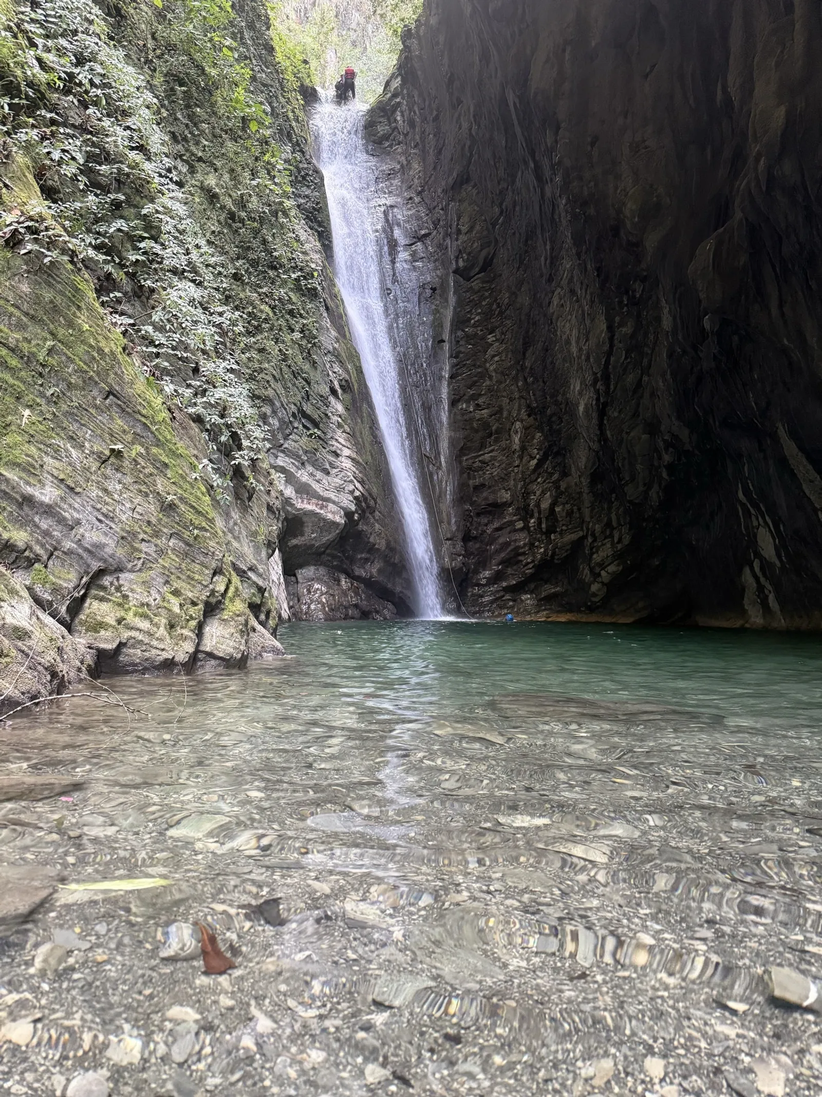aventuras en las montañas y ríos. provincia San Cristóbal, imagen 5 de 10