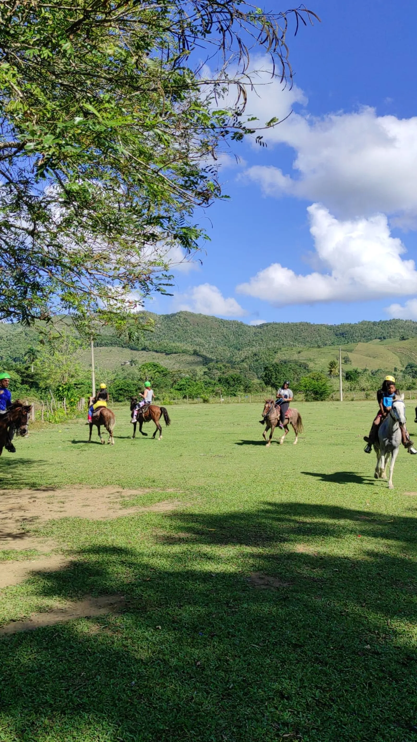 Horseback Ride through Jamao, image 4 of 10