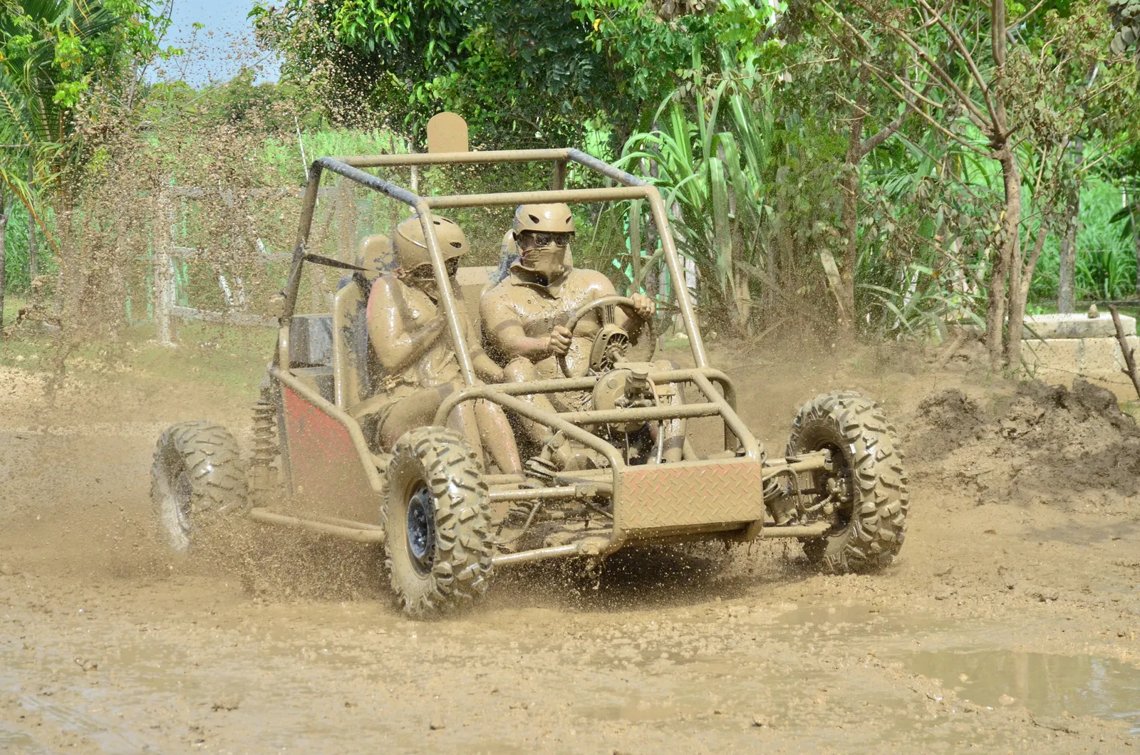 Mega Combo Full Access in Bavaro Adventure Park: Buggy, Zipline, Horseback Riding & Splash of Emotions ✨, image 7 of 16