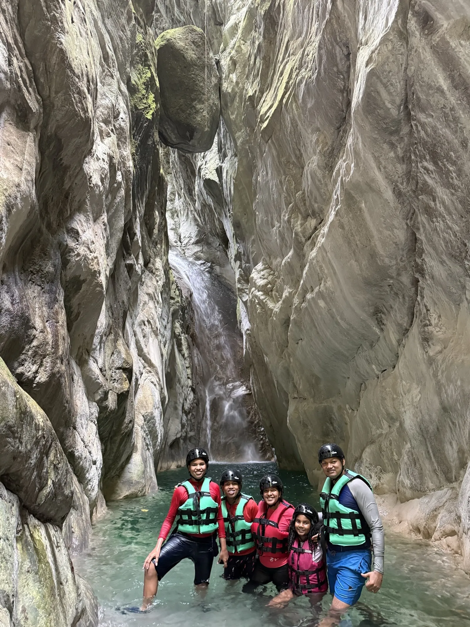 aventuras en las montañas y ríos. provincia San Cristóbal, imagen 4 de 10