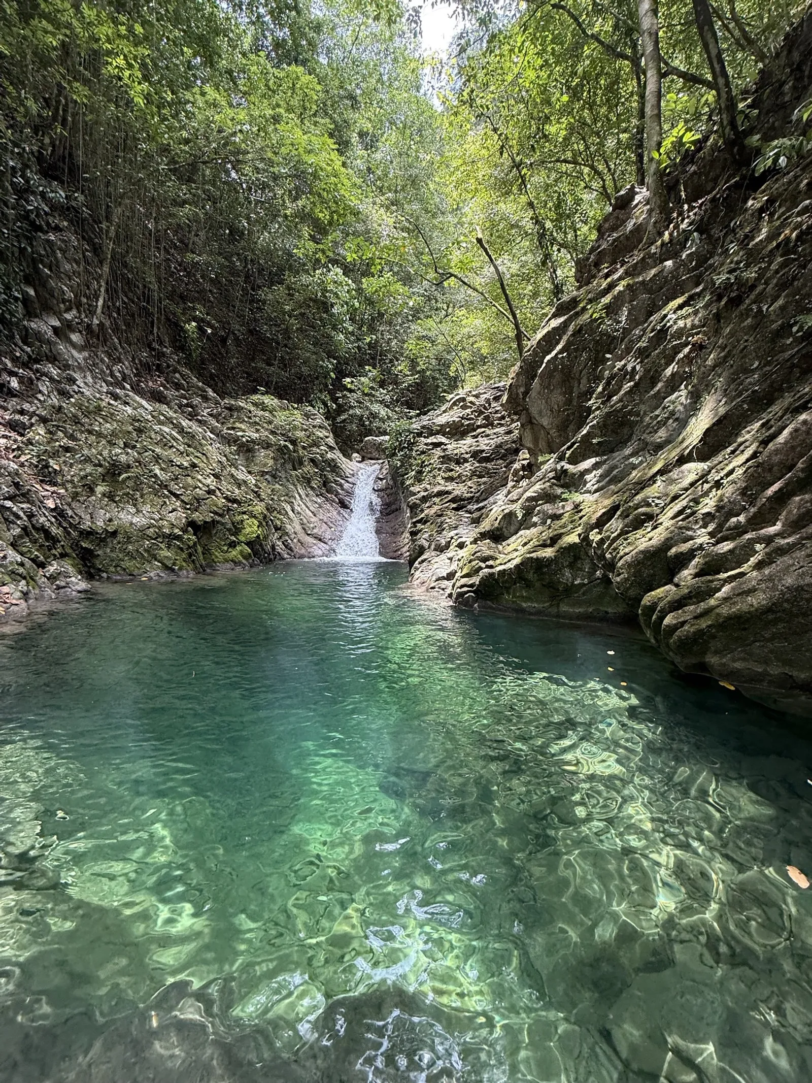 aventuras en las montañas y ríos. provincia San Cristóbal, imagen 9 de 10