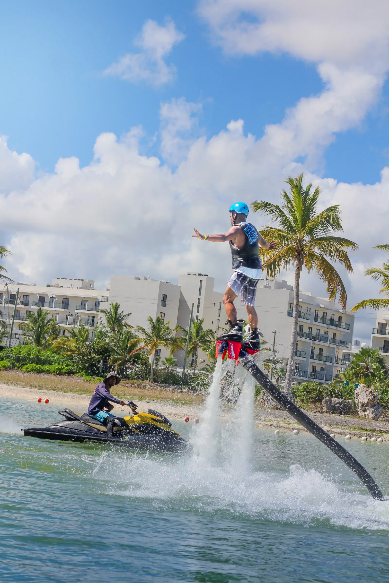 Flyboard in Caribbean Lake Park, image 4 of 6