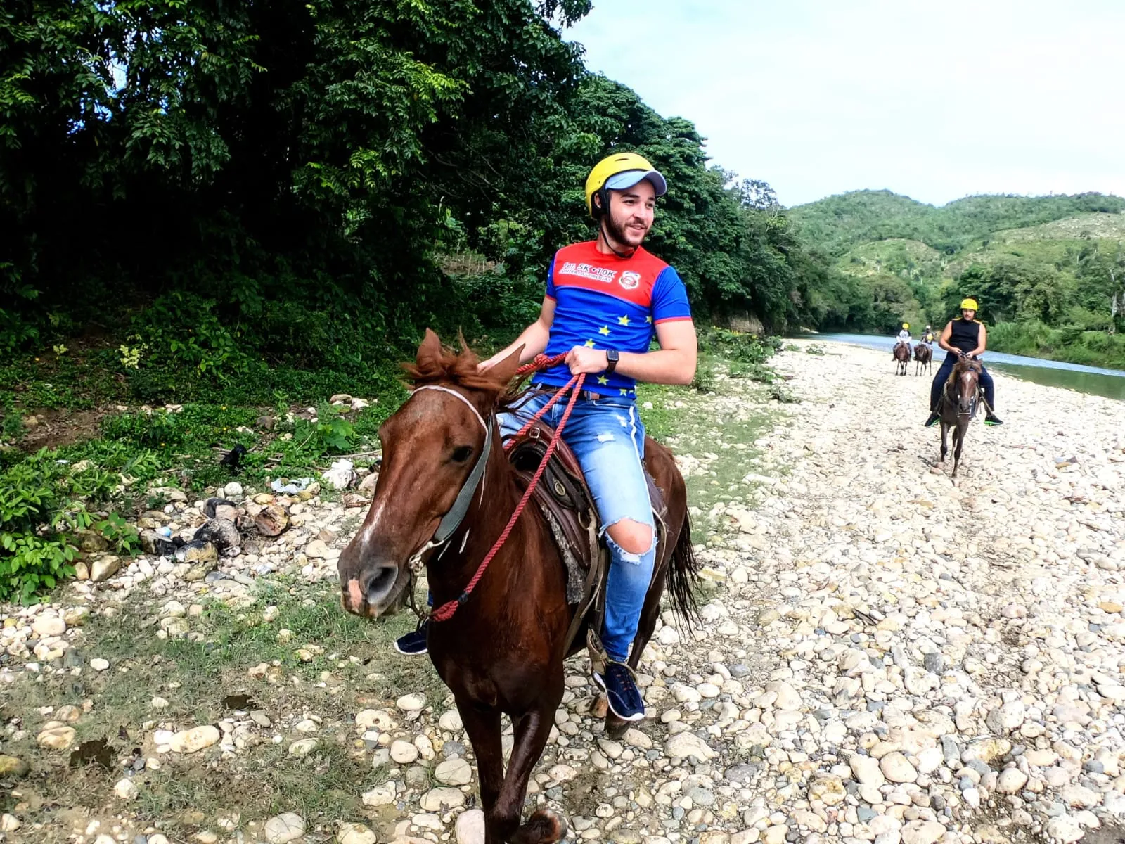 Horseback Ride through Jamao, image 6 of 10