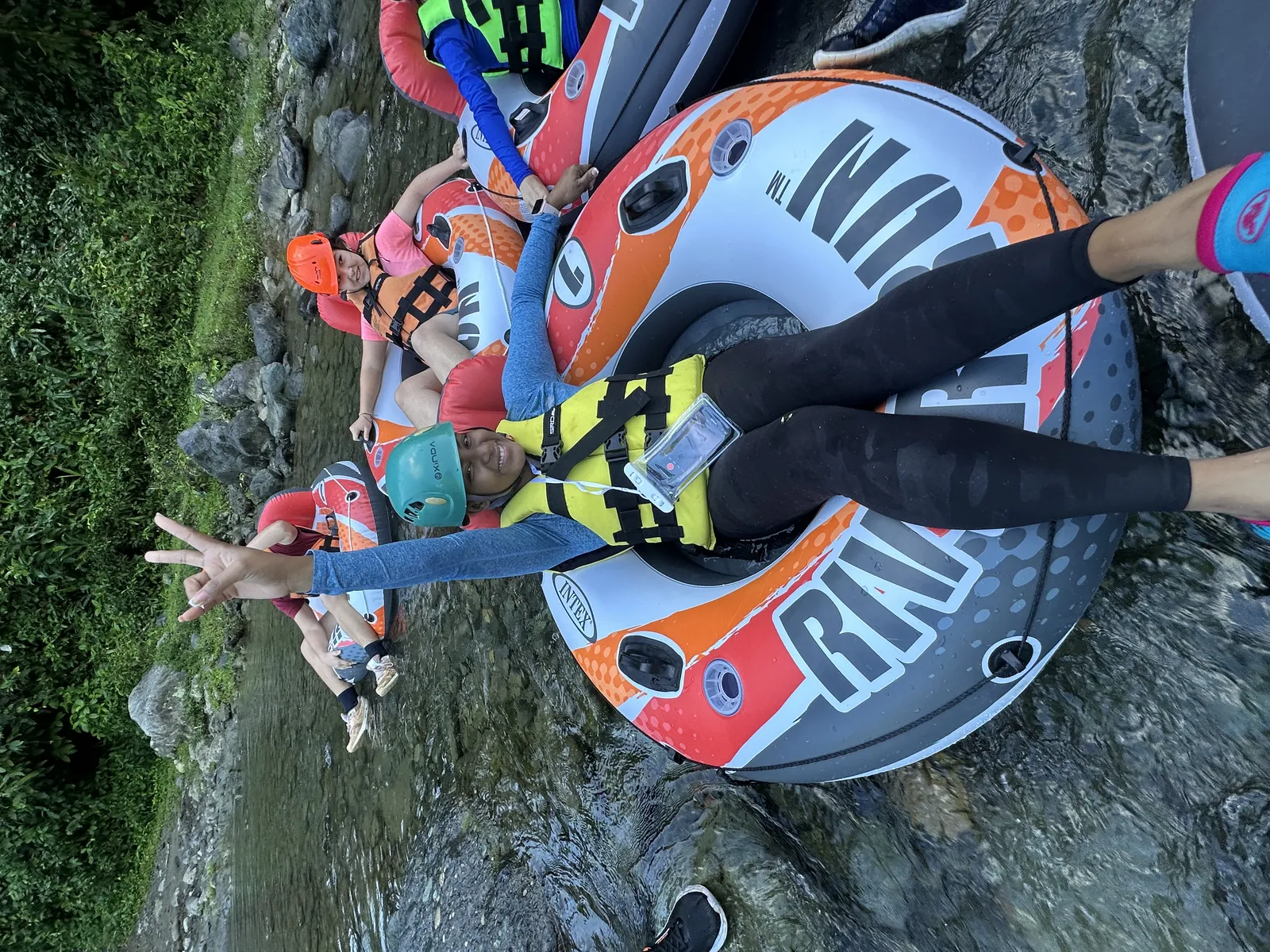 Tubing in Bonao, image 7 of 8