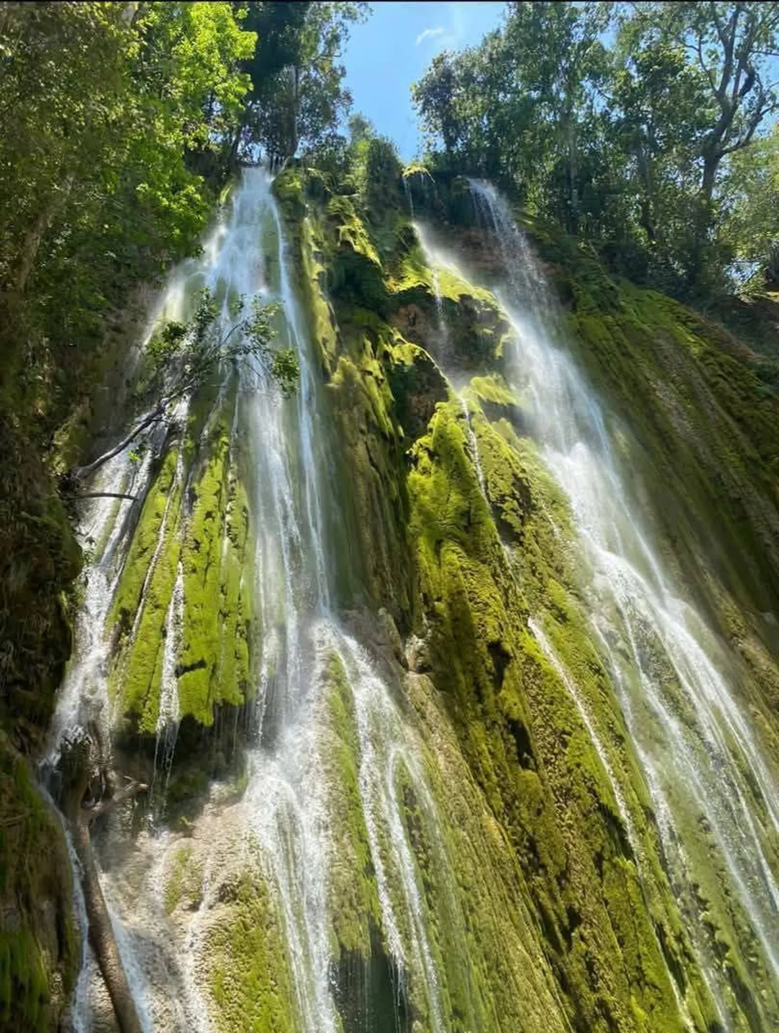 Cascada del Limón, image 3 of 5