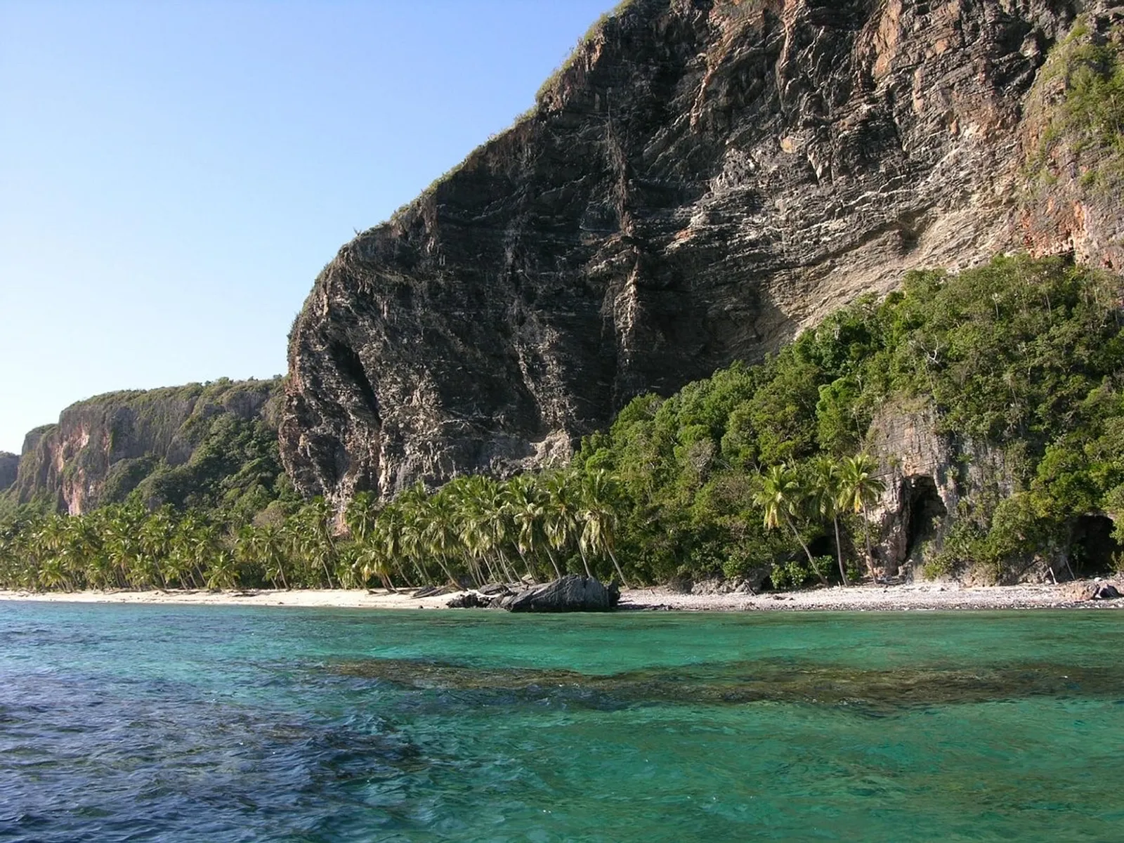 Discover 3 beaches in Samaná, image 5 of 7
