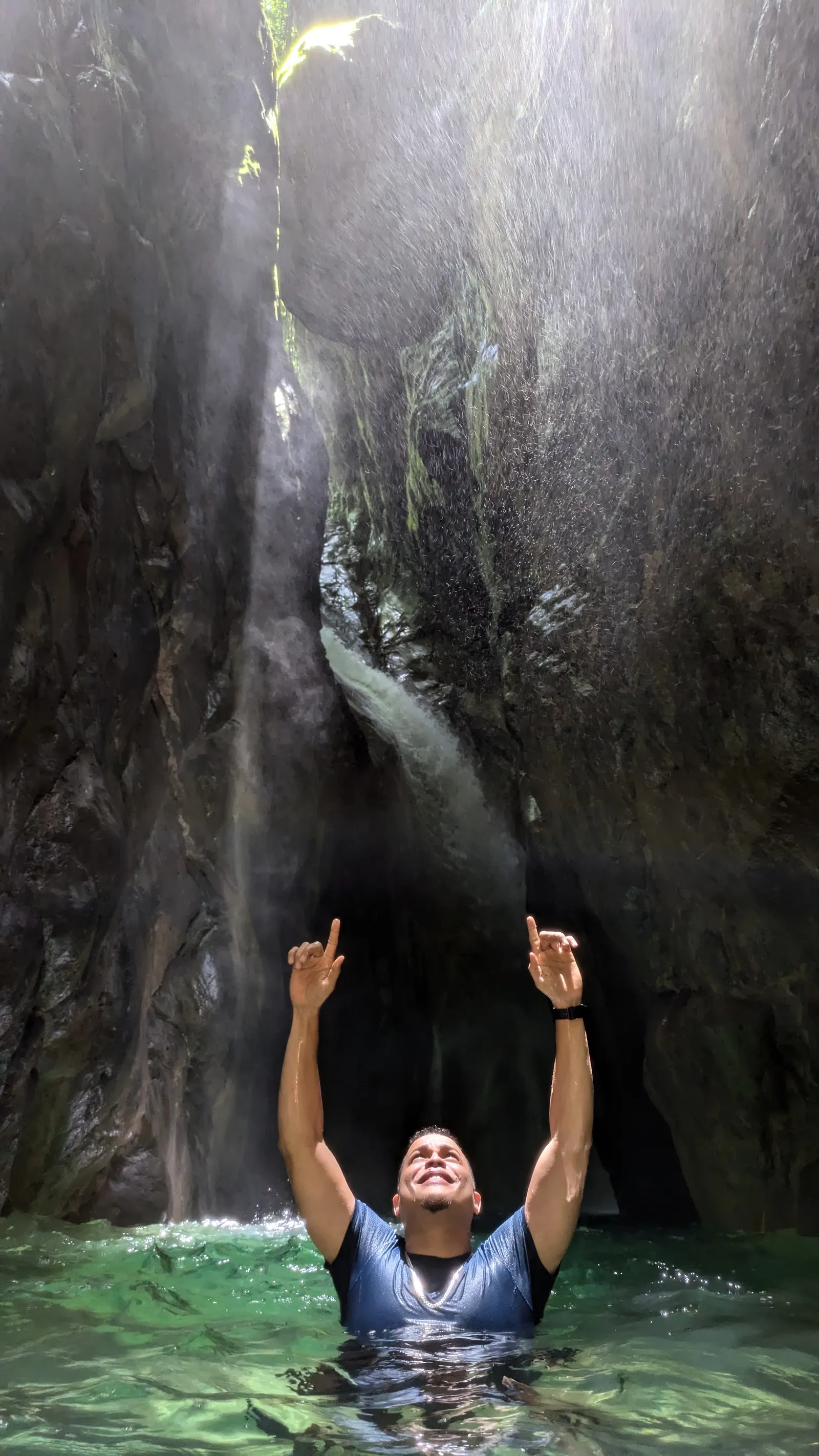 Hiking Tabernacle  Waterfall, image 5 of 10