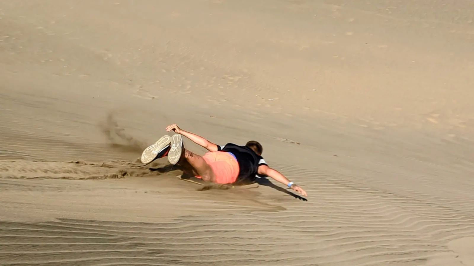 Sandboarding & snorkeling in the Dominican dessert, image 1 of 10