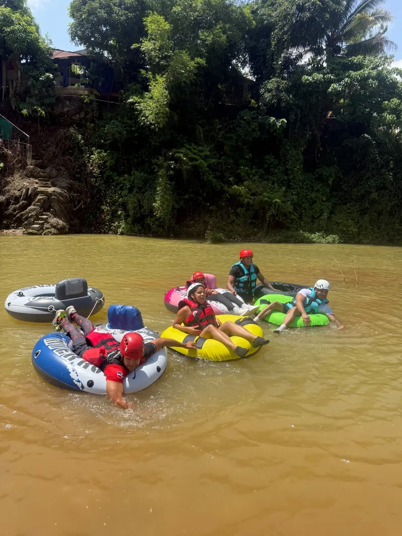 Tubing in Bonao