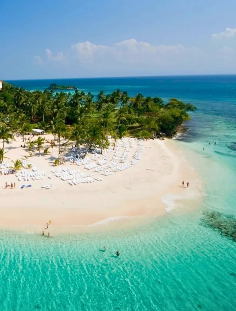 Los Haitises and Cayo Levantado