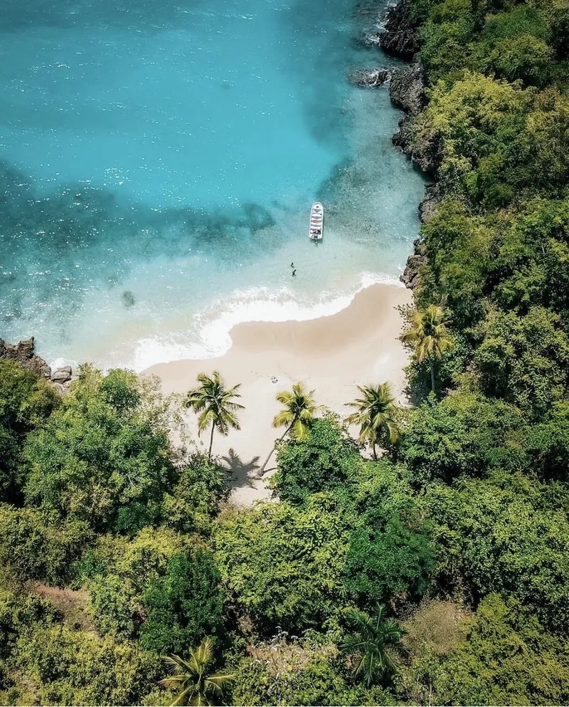 Discover 3 beaches in Samaná