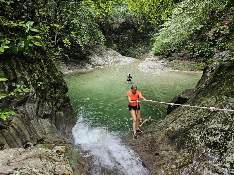 Hiking Tabernacle  Waterfall